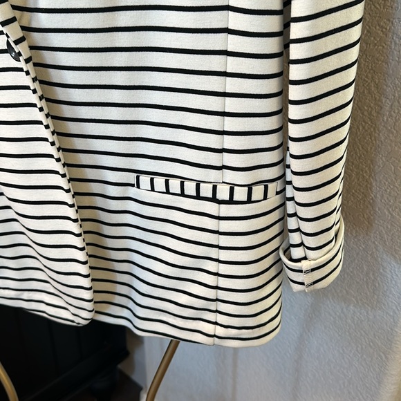 Striped stretch/knit blazer size L - Picture 3 of 5